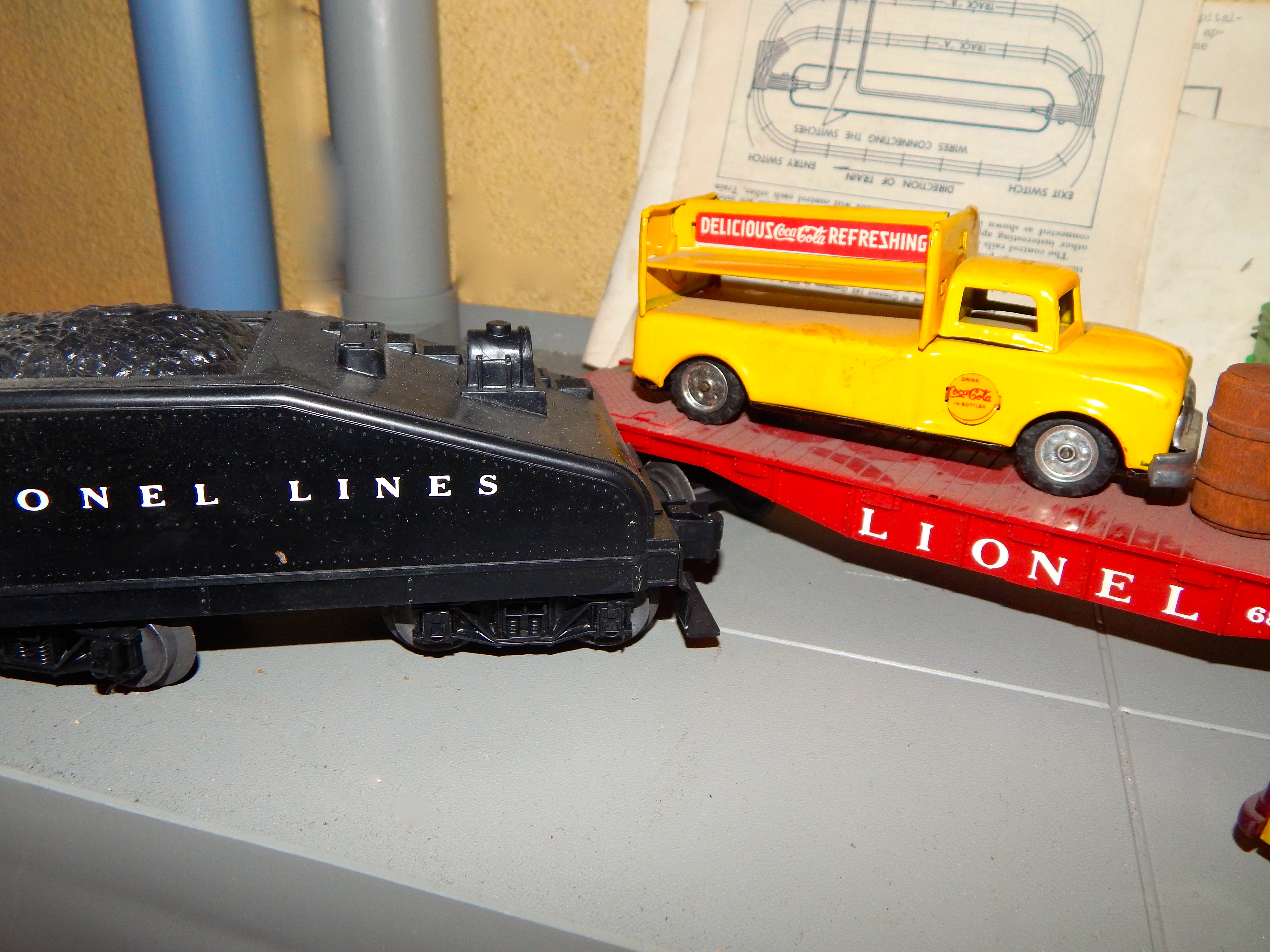 Vintage Lionel Trains & Track