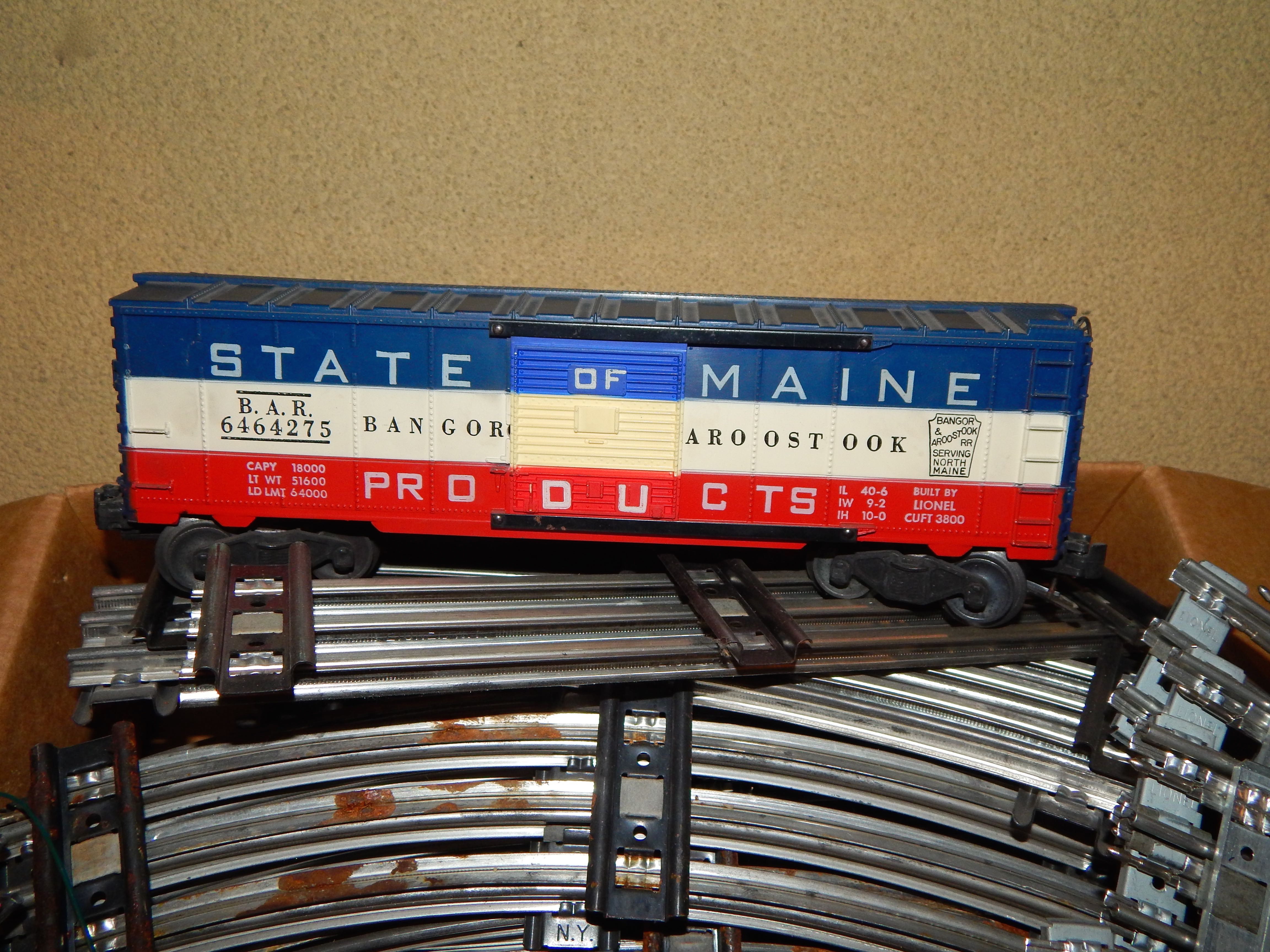 Vintage Lionel Trains & Track