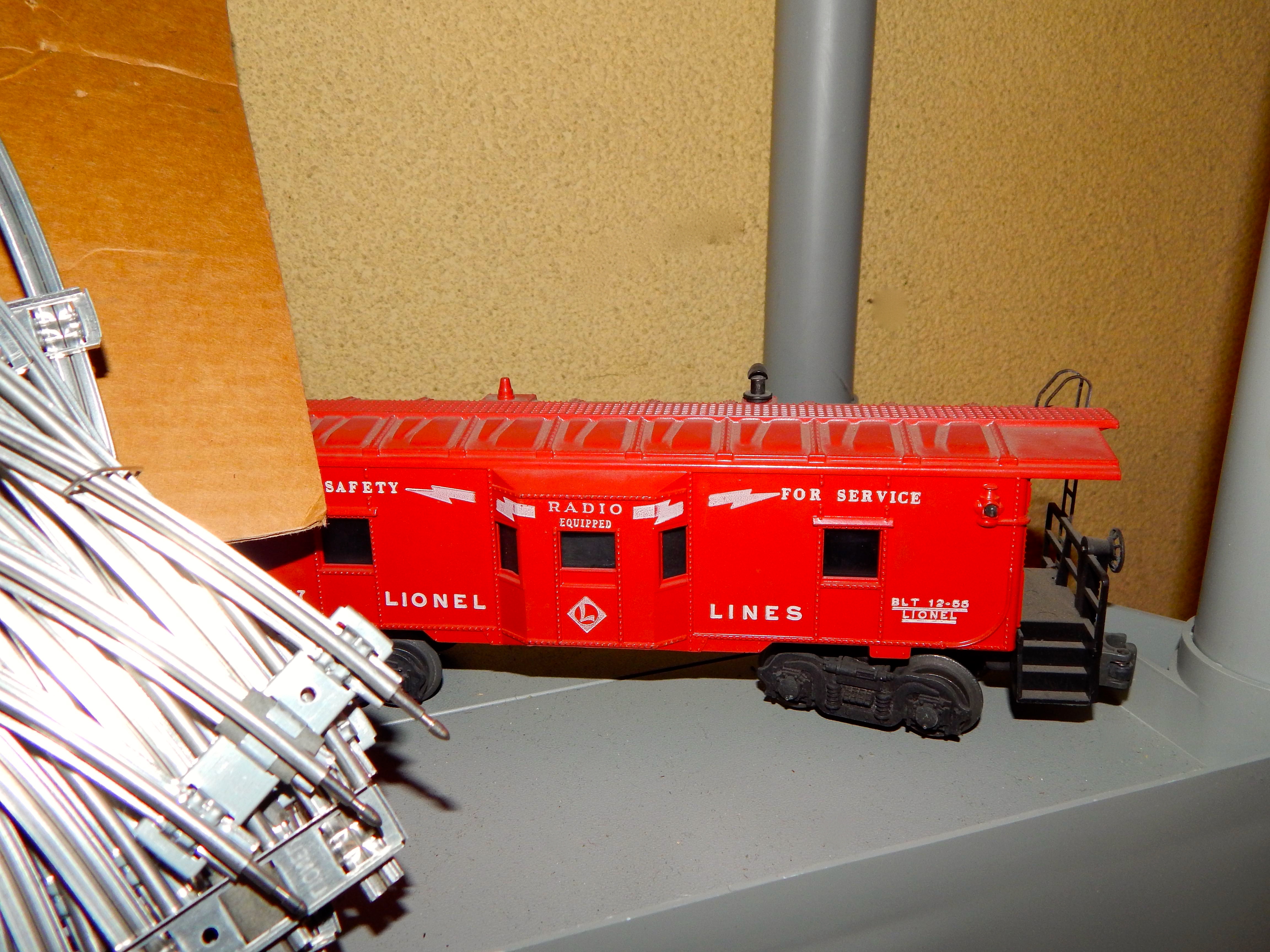 Vintage Lionel Trains & Track