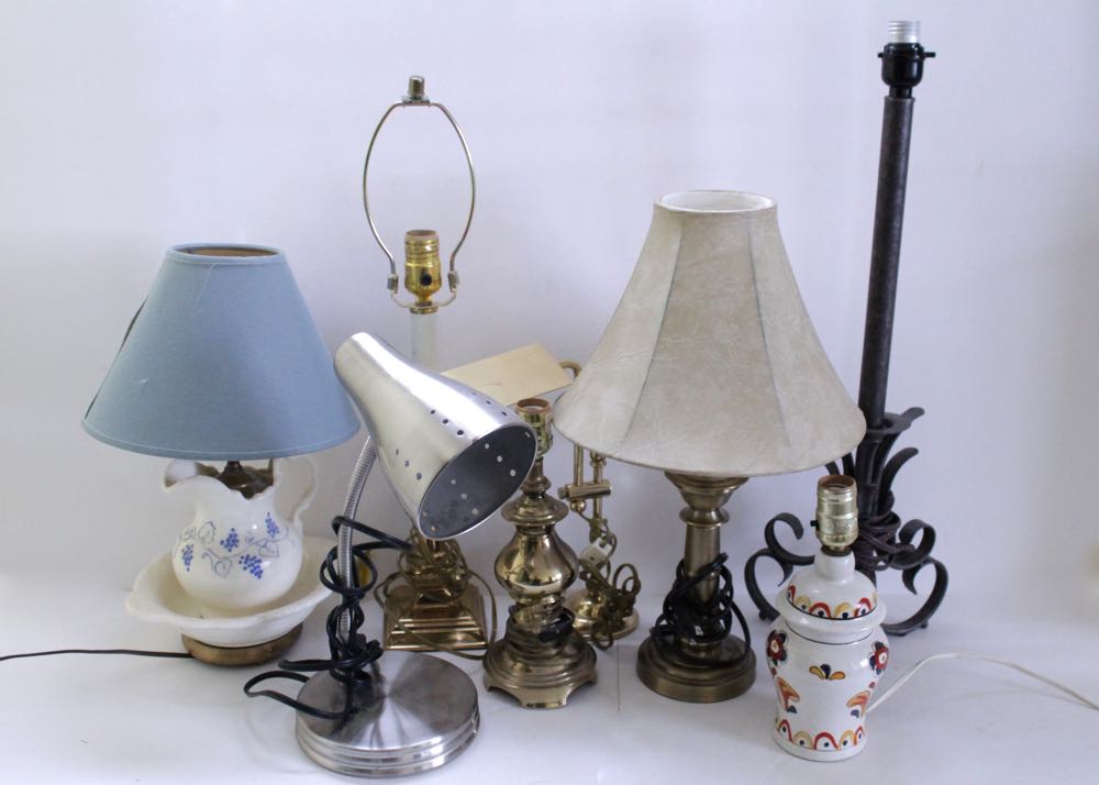 Collection of Small Modern Desk Lamps