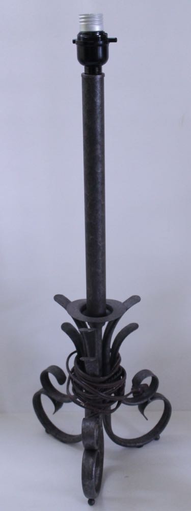 Collection of Small Modern Desk Lamps