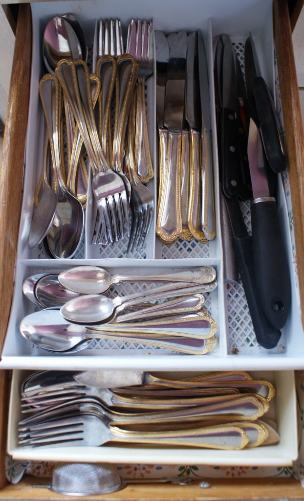 Contents of Cutlery Drawer