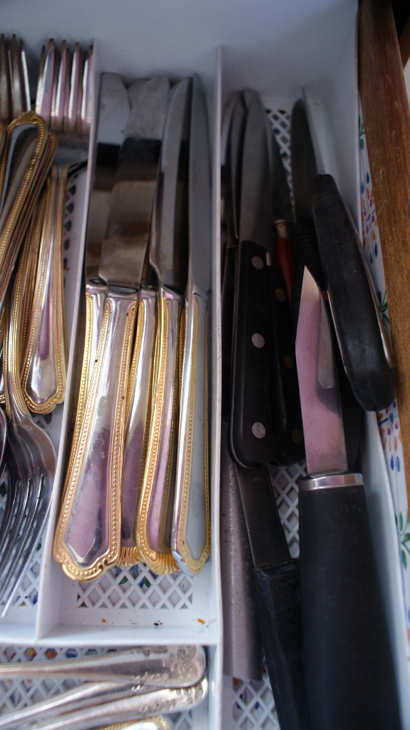 Contents of Cutlery Drawer