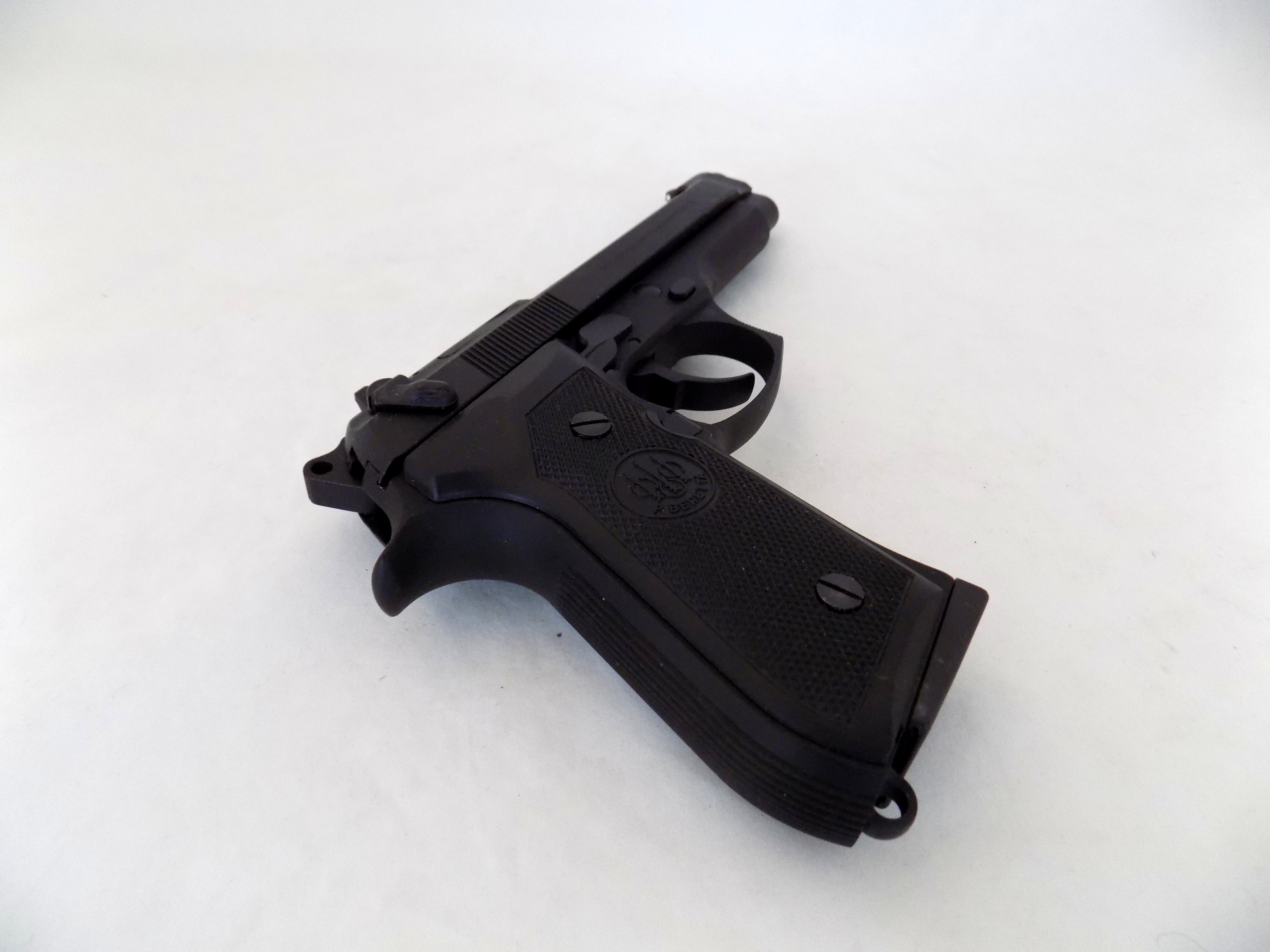 Beretta 9MM Parabellum Handgun with Case