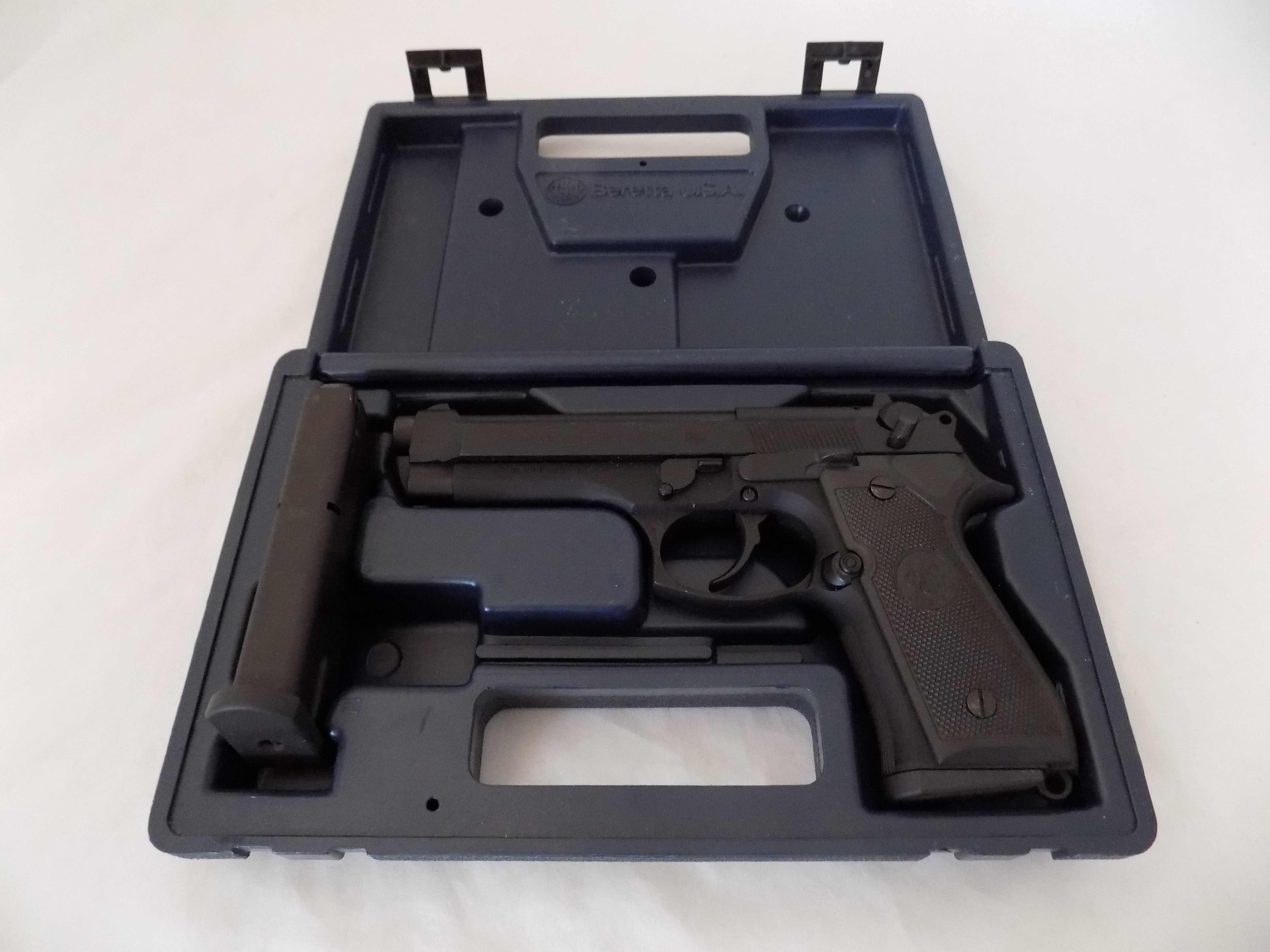 Beretta 9MM Parabellum Handgun with Case