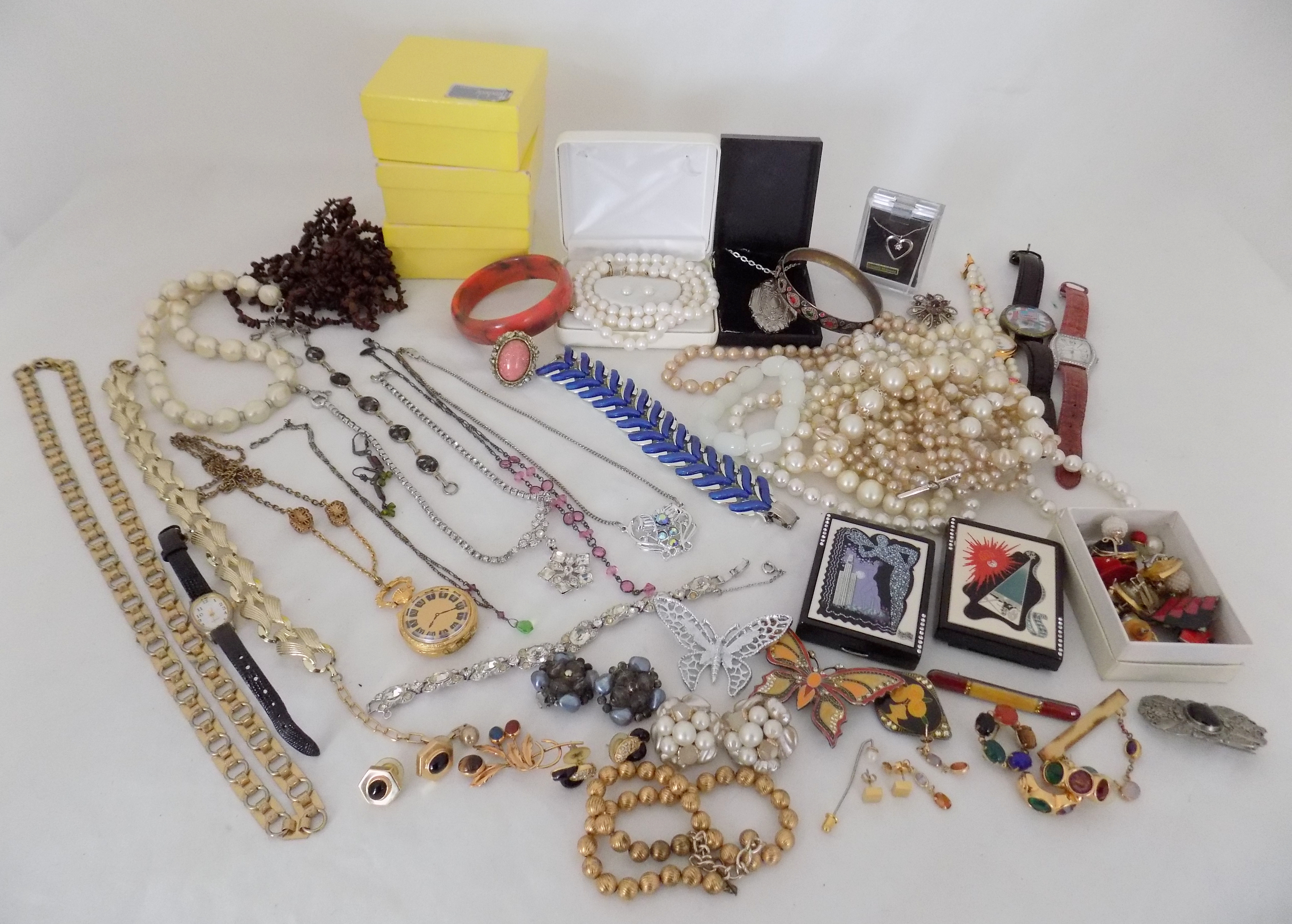 Women's Costume Jewelry Lot