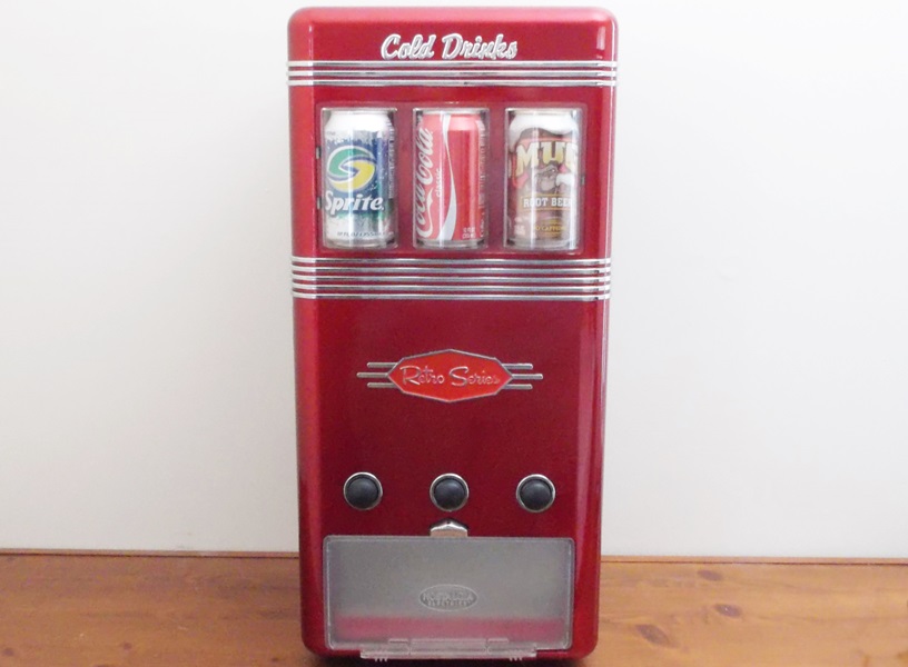 Nostalgia Electronics Retro Vending Machine