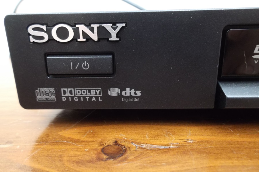 Sony DVD Player Model DVP-NS77H