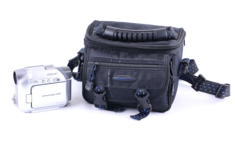 Sony Handycam DCR-HC21 with Case