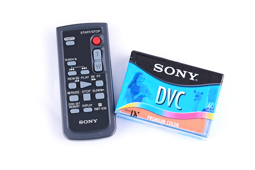 Sony Handycam DCR-HC21 with Case