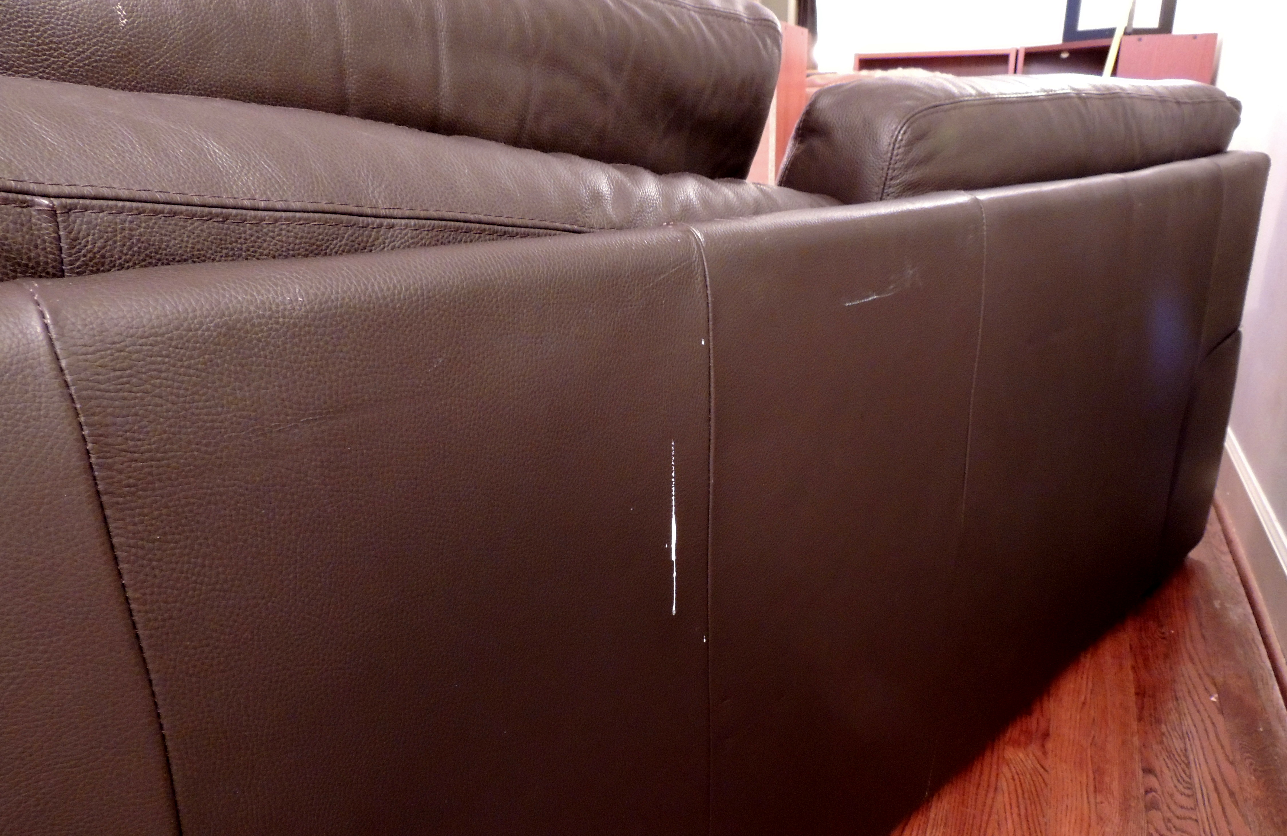 Decoro Ebony Leather Sofa