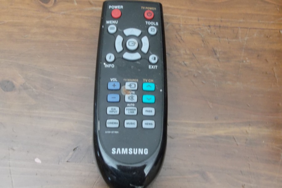 Samsung PS-WWS1 Active Powered Home Theater WIreless Subwoofer