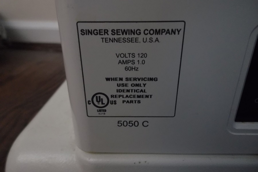 Singer 5050C Portable Sewing Machine