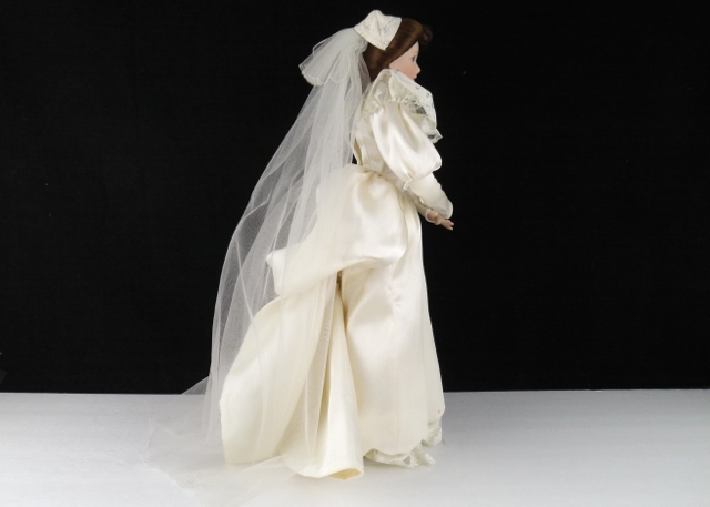 1994 Ashton-Drake Bride Doll
