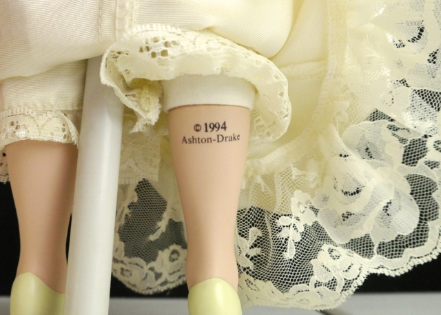 1994 Ashton-Drake Bride Doll