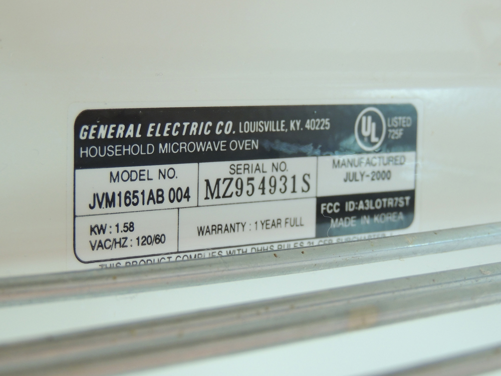 GE Spacemaker Microwave