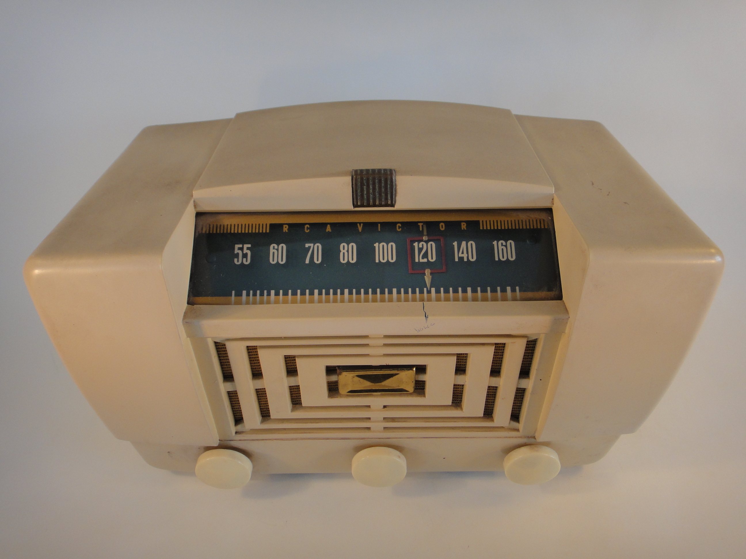 Vintage Working RCA Victor Bakelite Radio