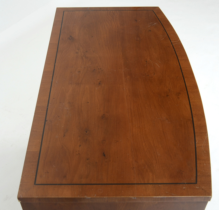 Hepplewhite Style Chest