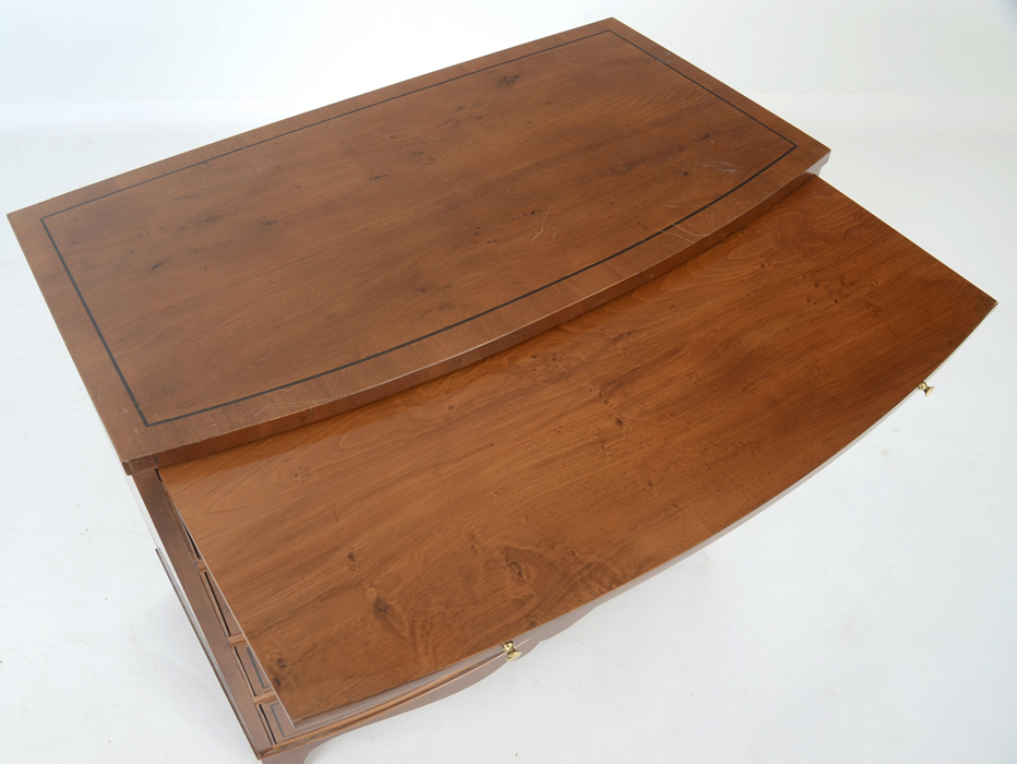 Hepplewhite Style Chest