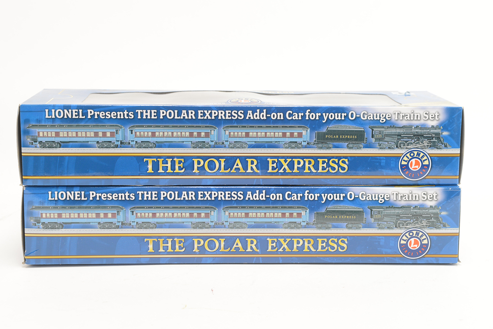 Lionel Polar Express Diner Cars
