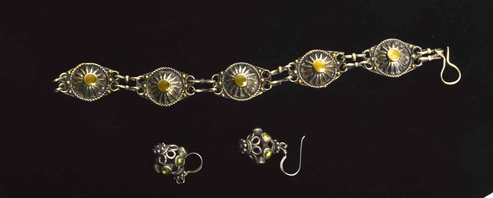 Antique Style Bracelet and Earrings