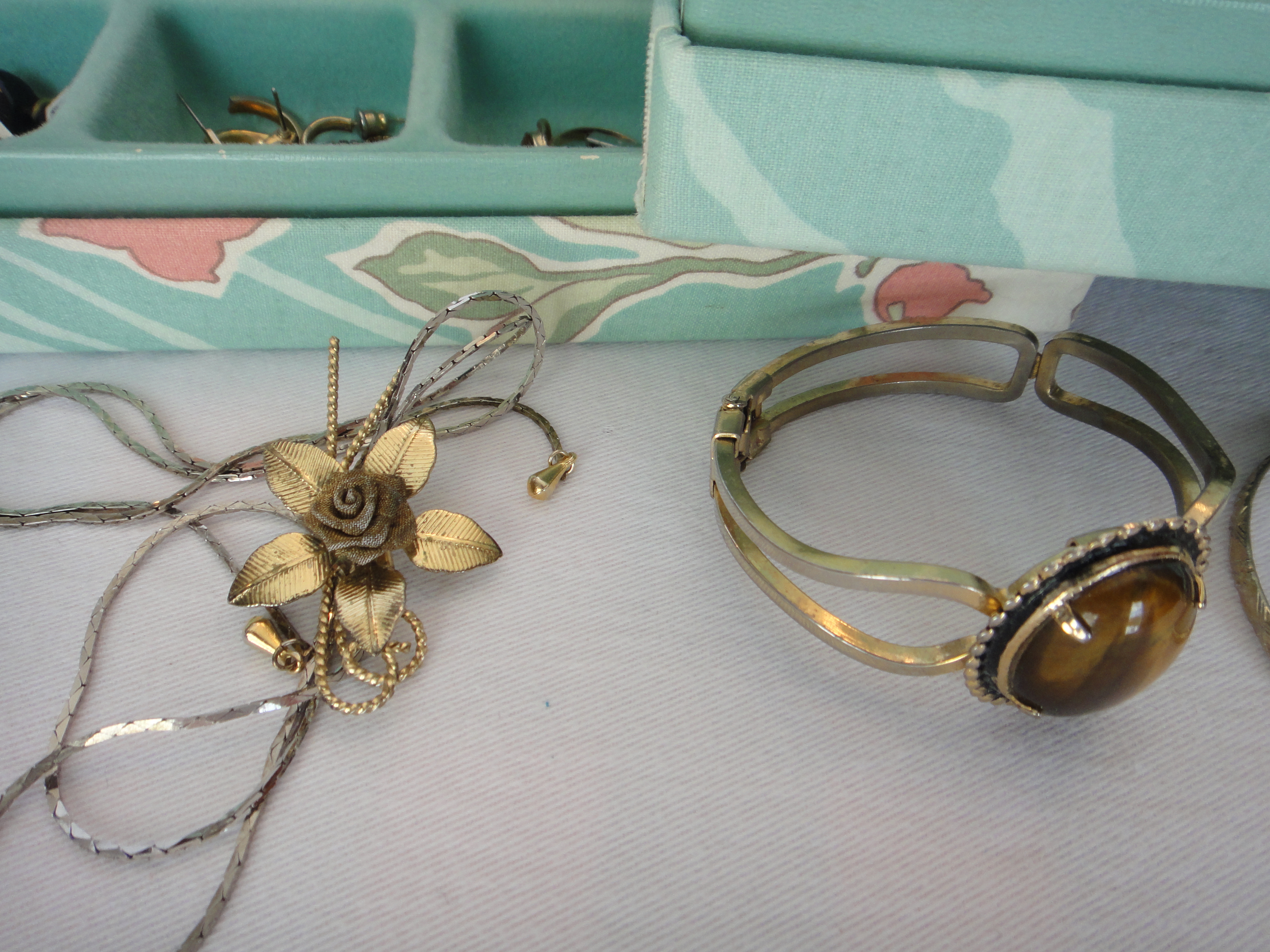 Earrings, Necklaces, Pins, Brooches & More