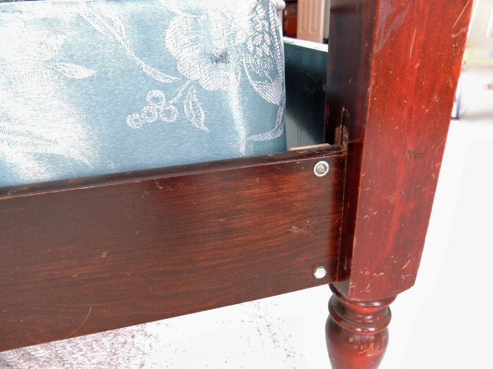 Vintage Four Poster Twin Bed