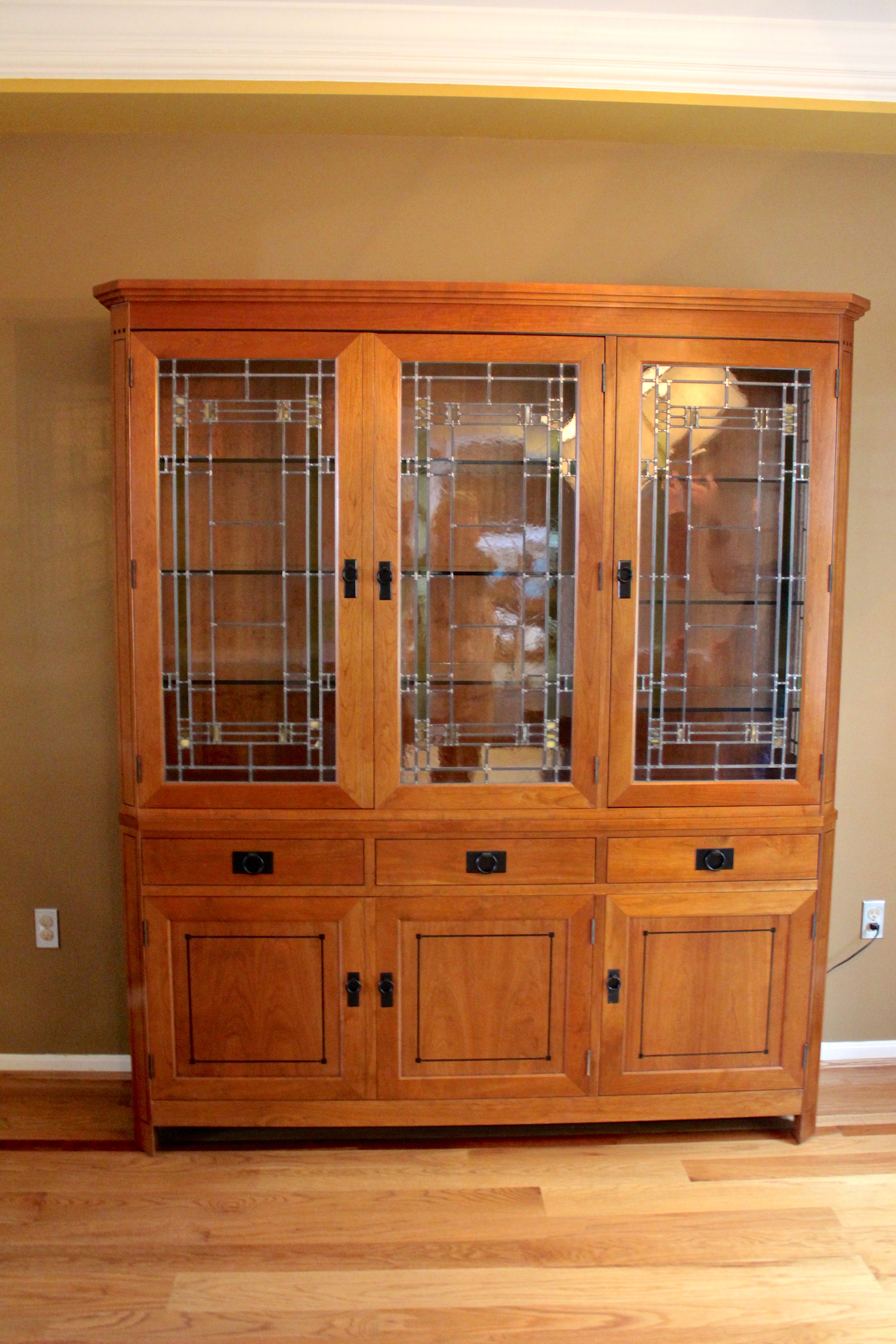 Stickley "21st Century Collection" Three Door China Cabinet
