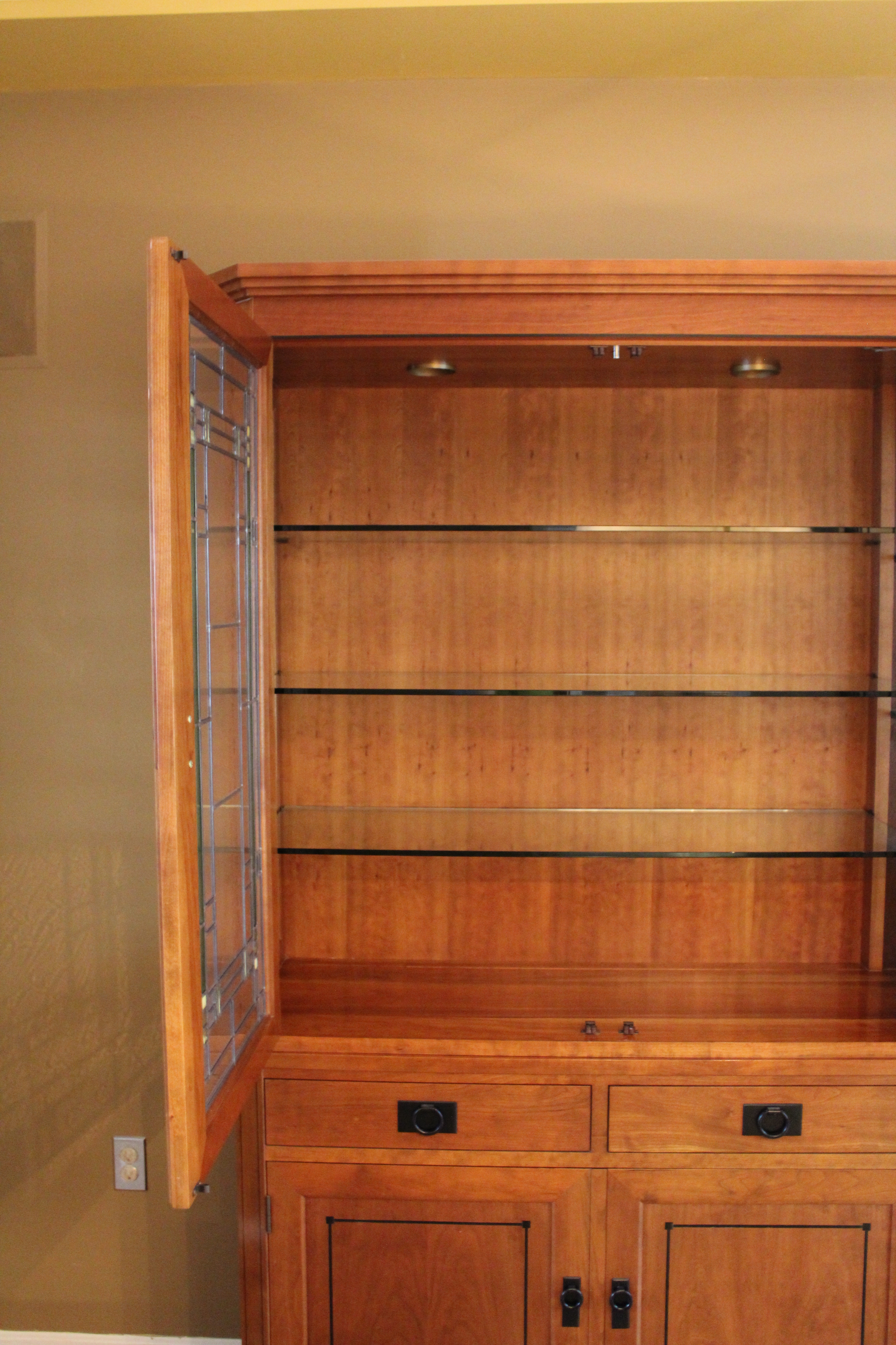 Stickley "21st Century Collection" Three Door China Cabinet