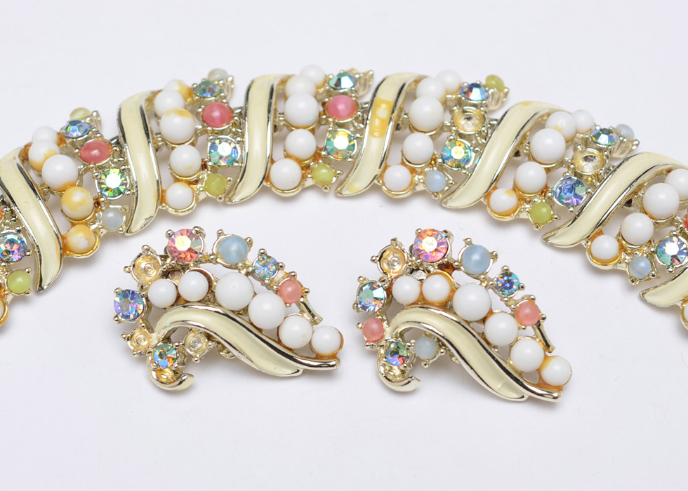 Group of Vintage Costume Jewelry