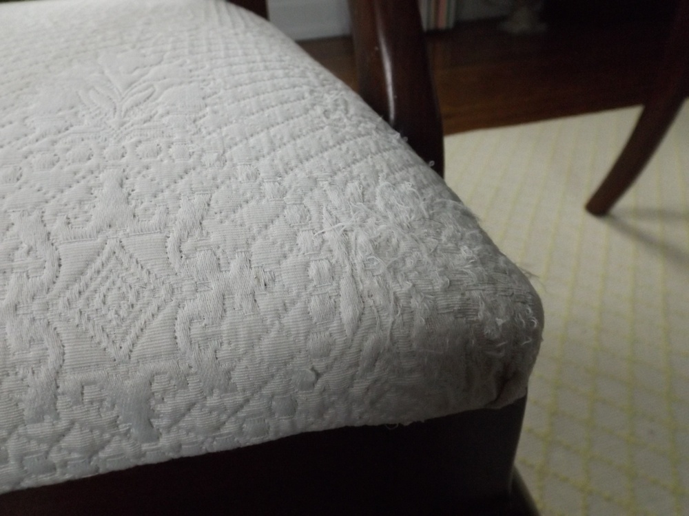 Gorgeous Ethan Allen Mahogany Dining Table and Eight Chairs