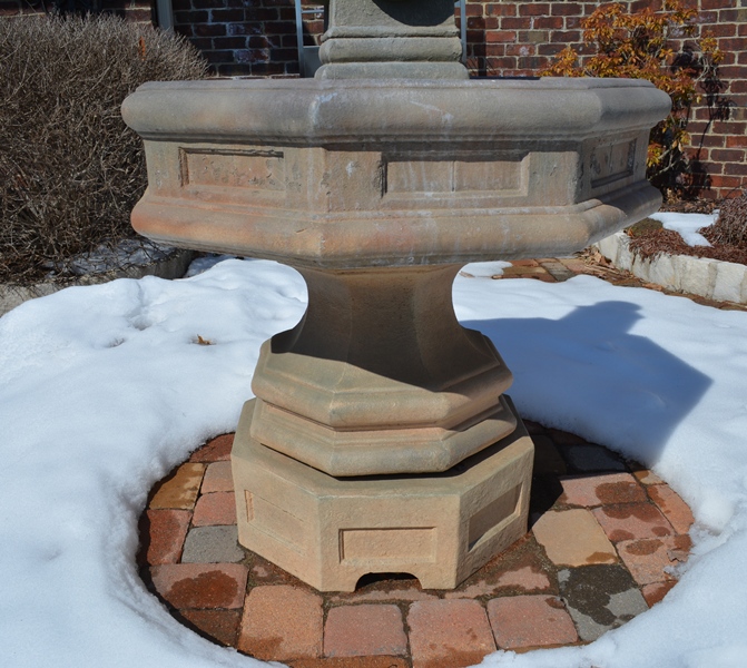 Henri Studio Obelisk Octagon Fountain