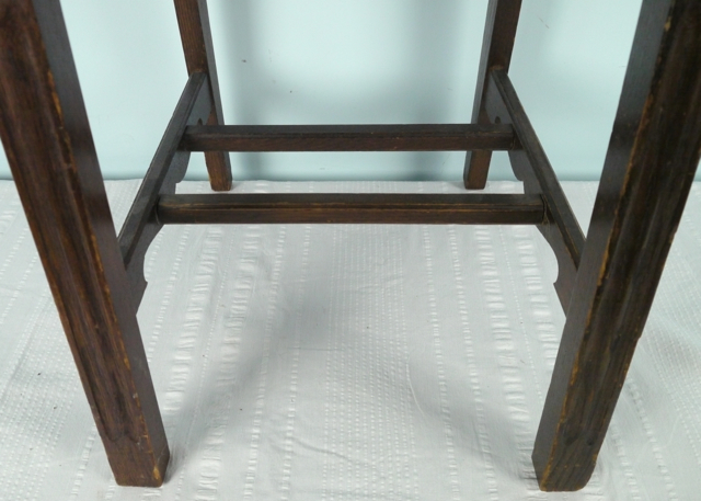 Early 1900s Robert Mitchell Youth Chair
