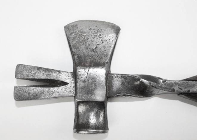 Iroquois Antique Roofing  Hammer/Prybar