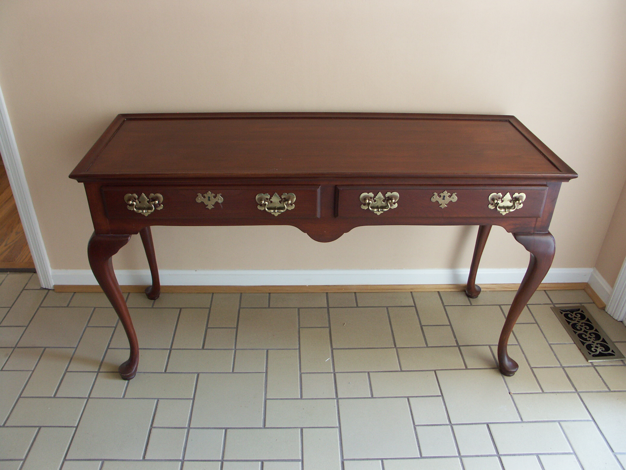 Harden Furniture Cherry Sofa/Console Table