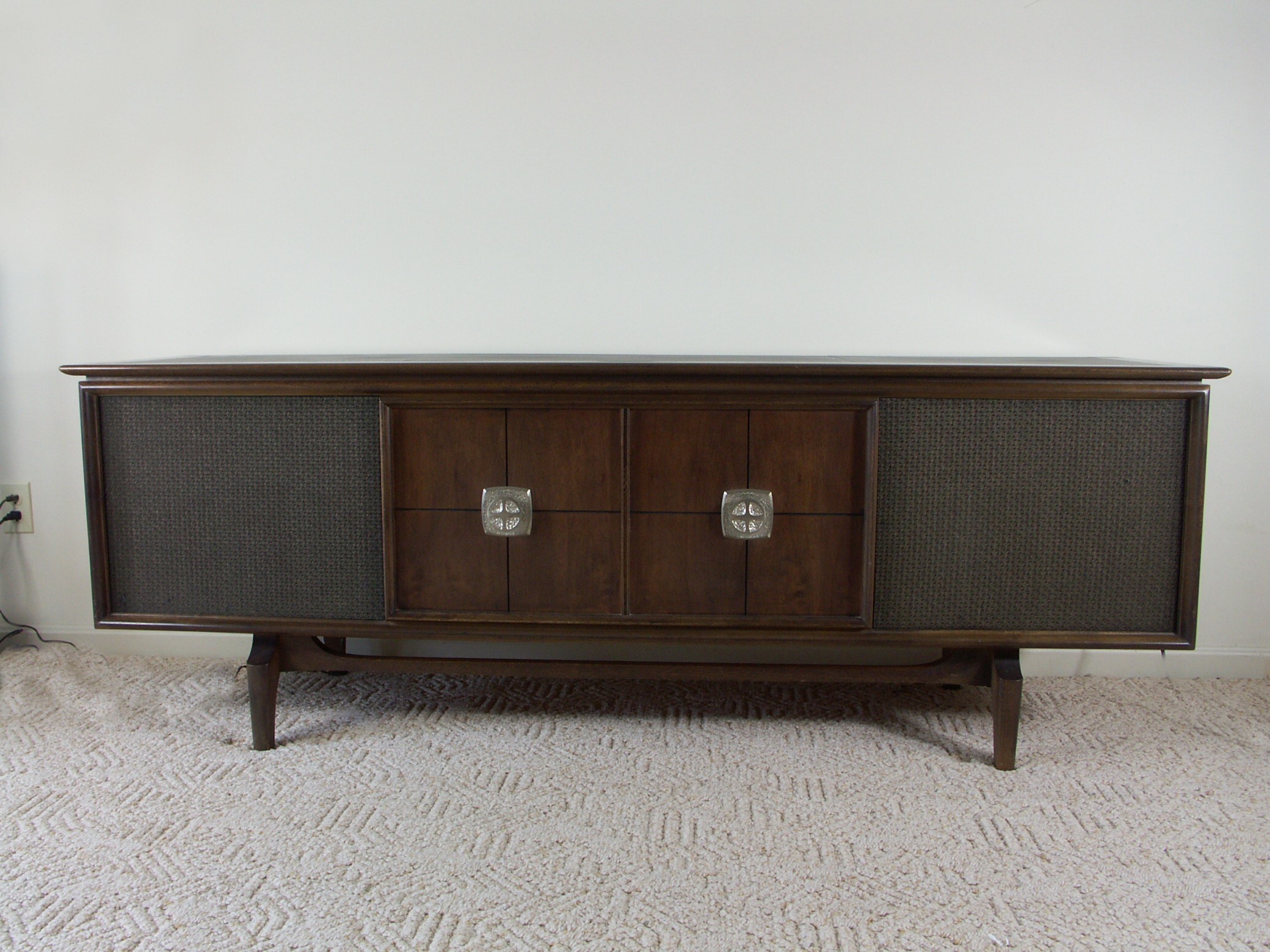 Mid Century Modern RCA Victor Stereo Combination Console