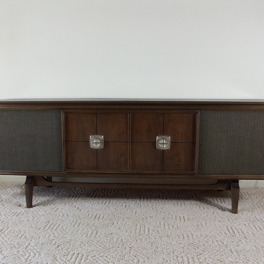 Mid Century Modern RCA Victor Stereo Combination Console