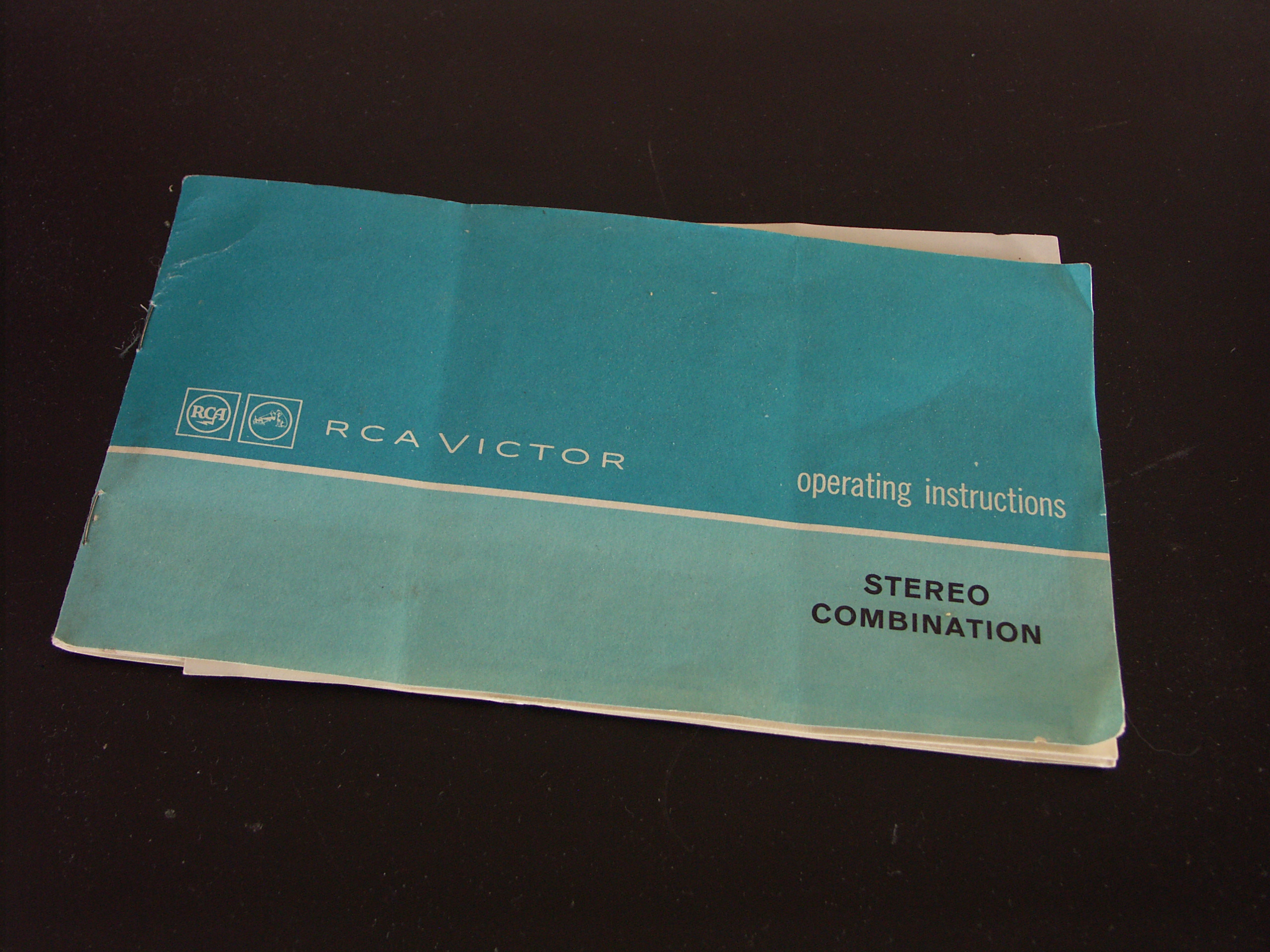 Mid Century Modern RCA Victor Stereo Combination Console