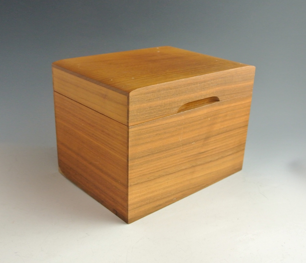 Thorens Automatic Disc Music Box with Additonal Discs