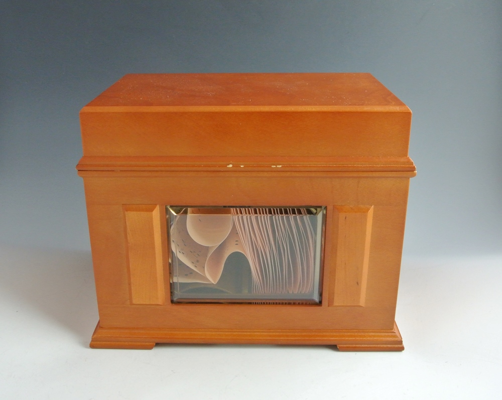 Mr. Christmas "Music in Motion" Wood Music Box