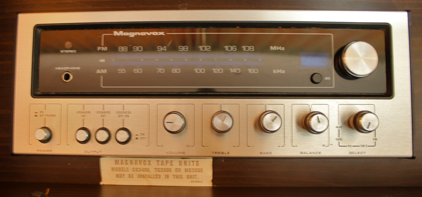 Vintage Magnavox Stereo Turntable Console