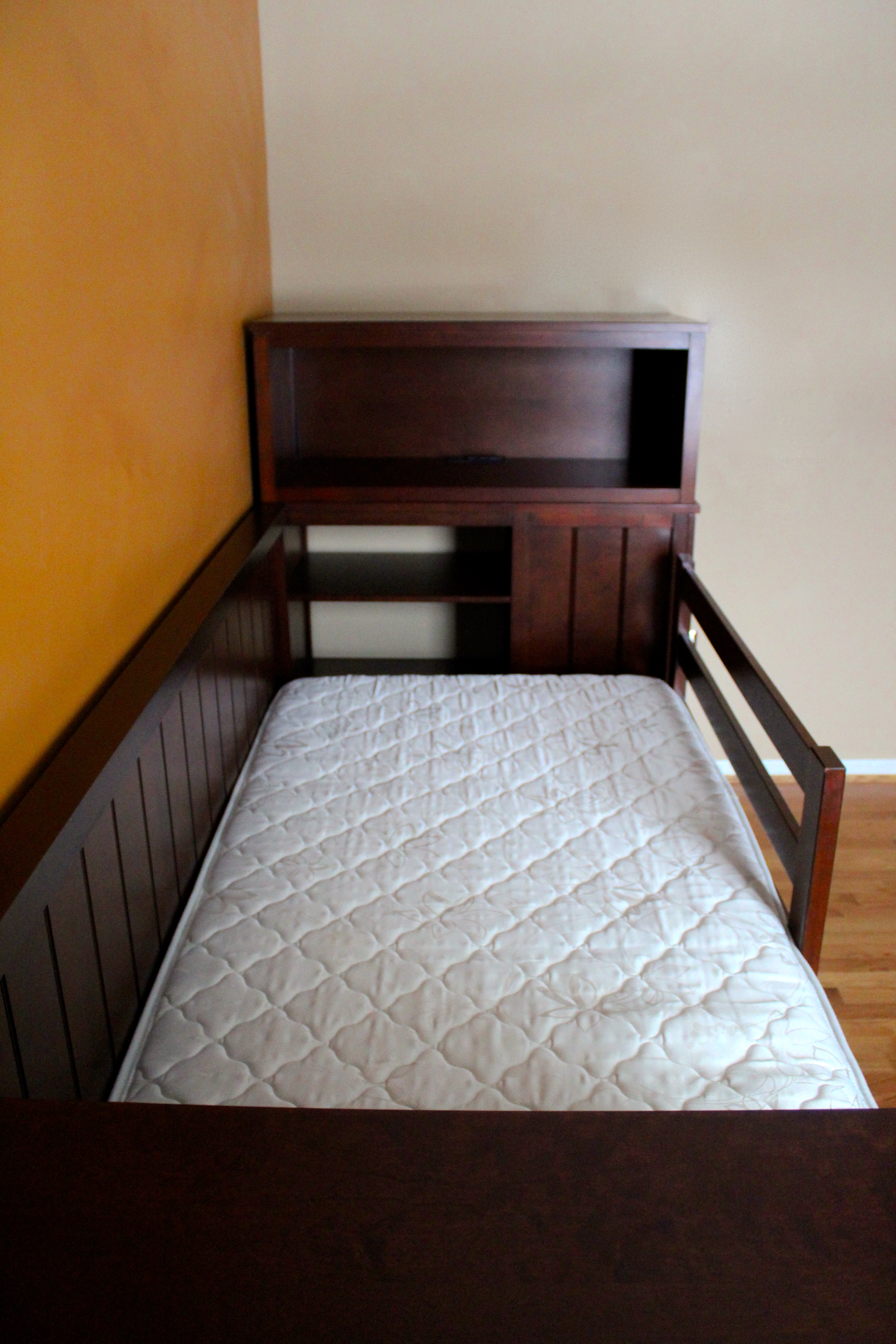 Pottery Barn Kids "Riley" Trundle Bed Set