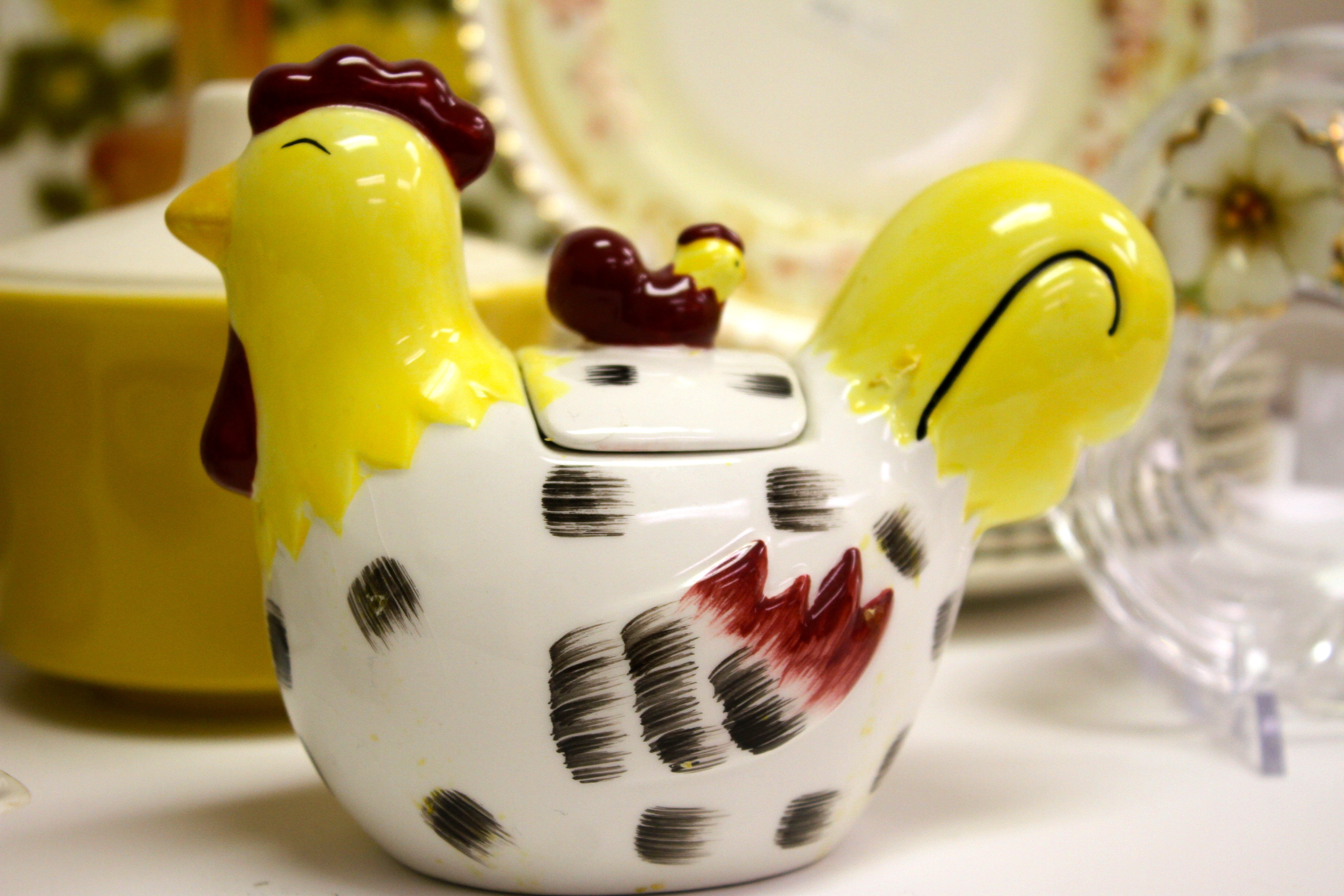 Group of China and Ceramic Pieces