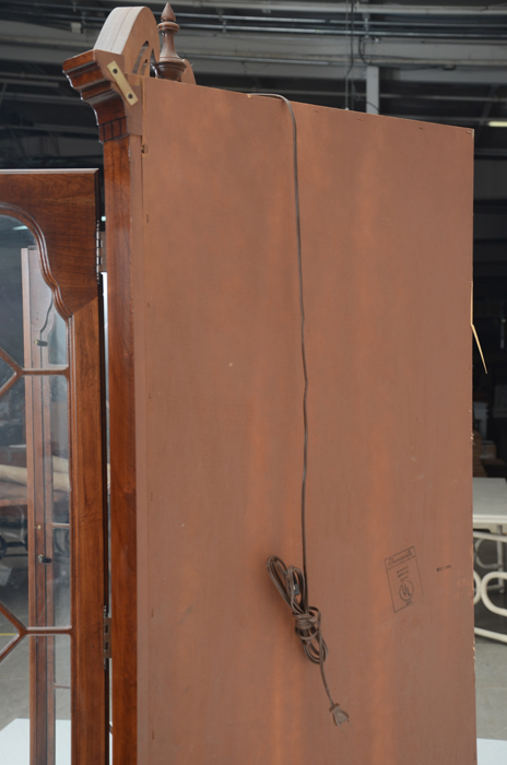 Thomasville Corner China Hutch Cabinet