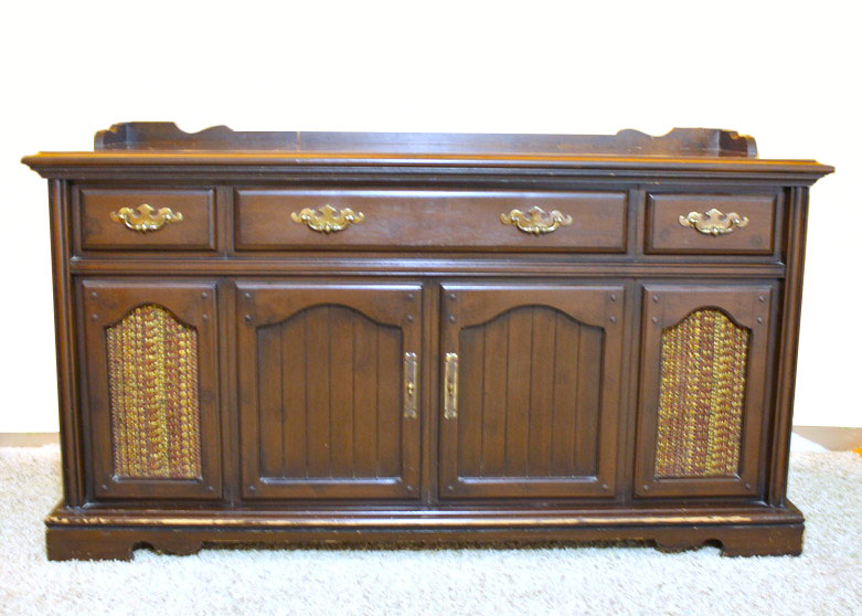 Vintage Magnavox Stereo Turntable Console