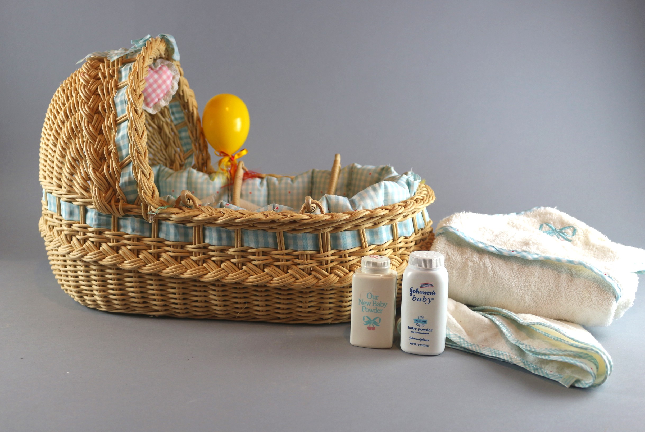 Pleasant Company American Girl Bitty Baby Bassinet Group