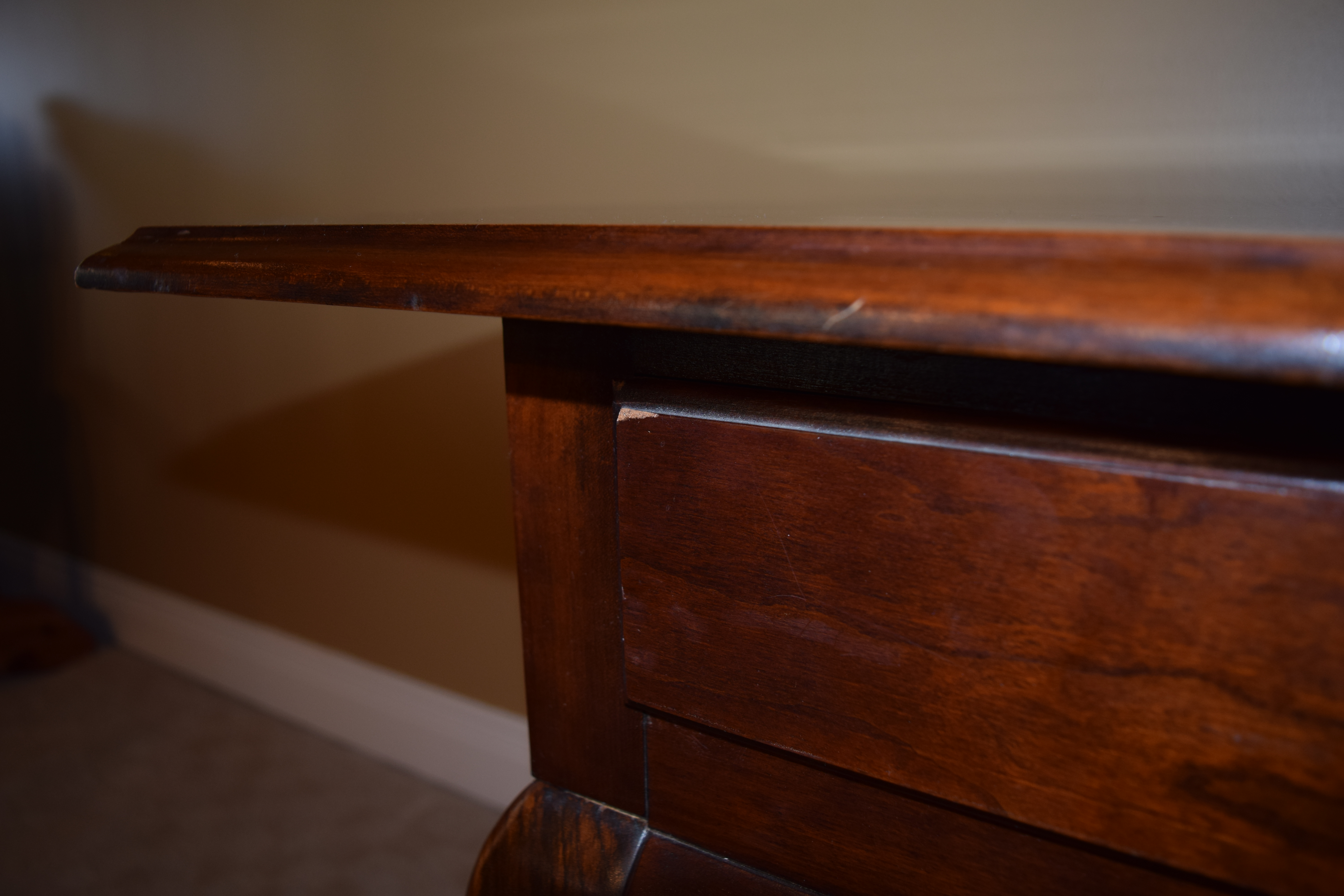 Queen Anne Style Console Table