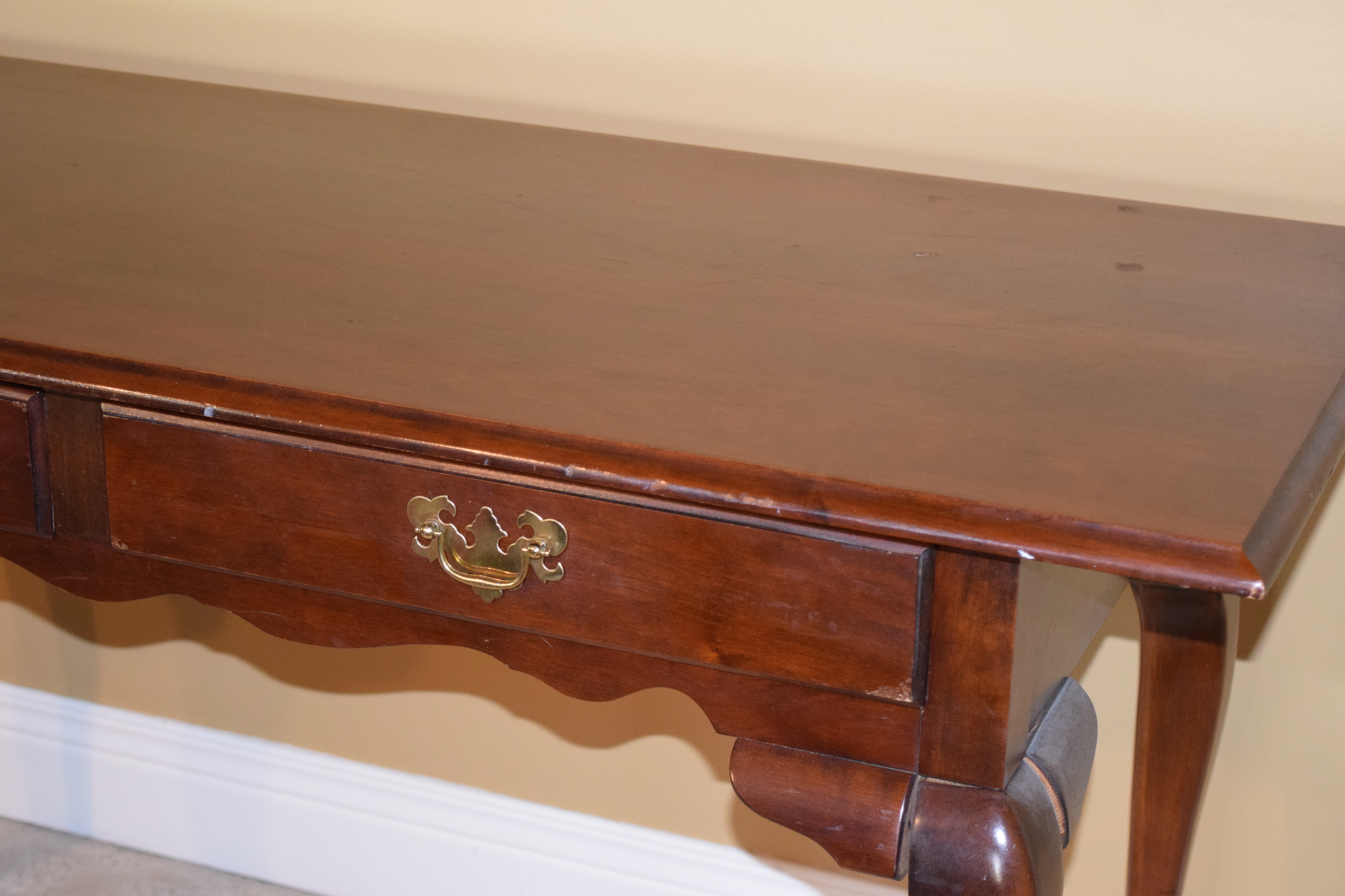 Queen Anne Style Console Table