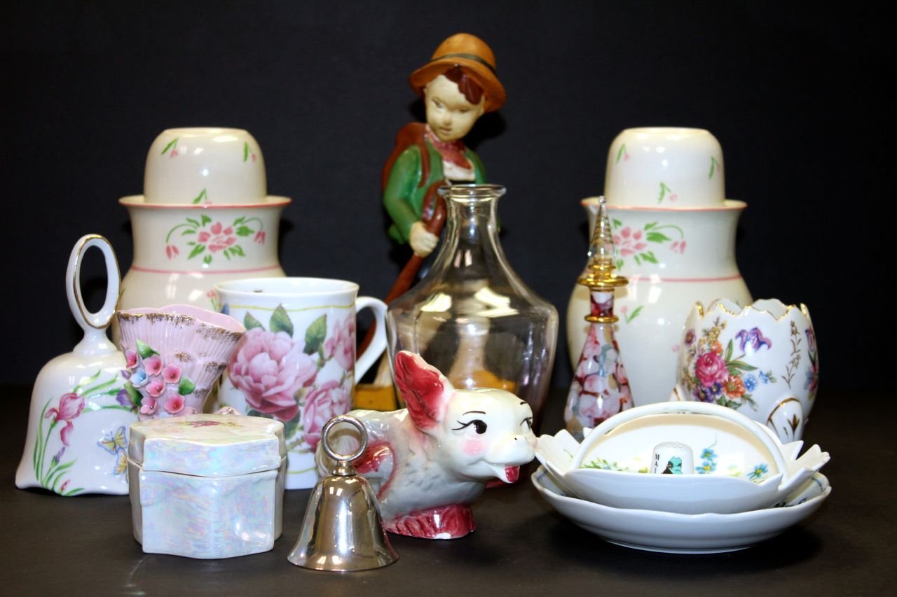 Lot of Decorative Items