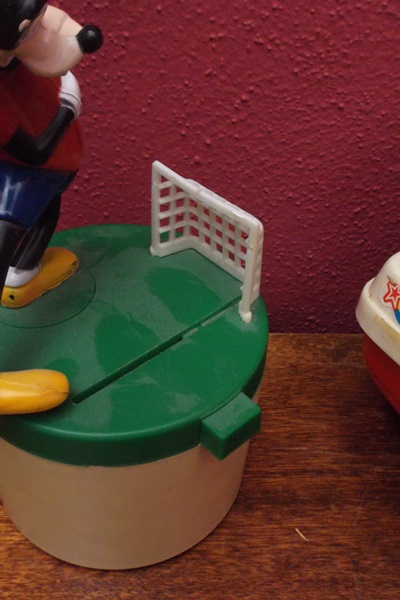 1981 Playworld Disney Showboat Toy